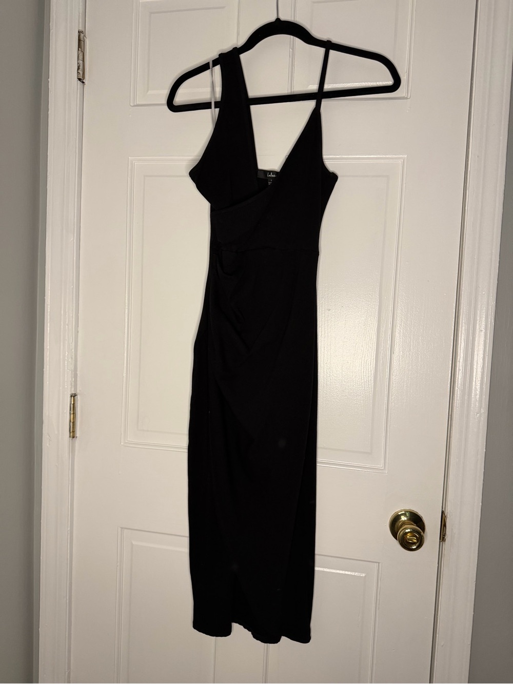 Lulu's Black One-Shoulder Asymmetric Midi Dress